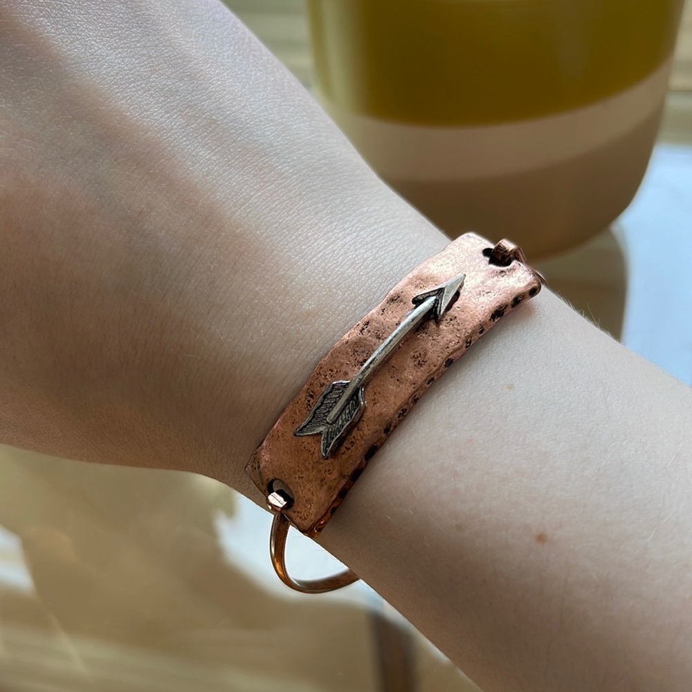 arrow bracelet